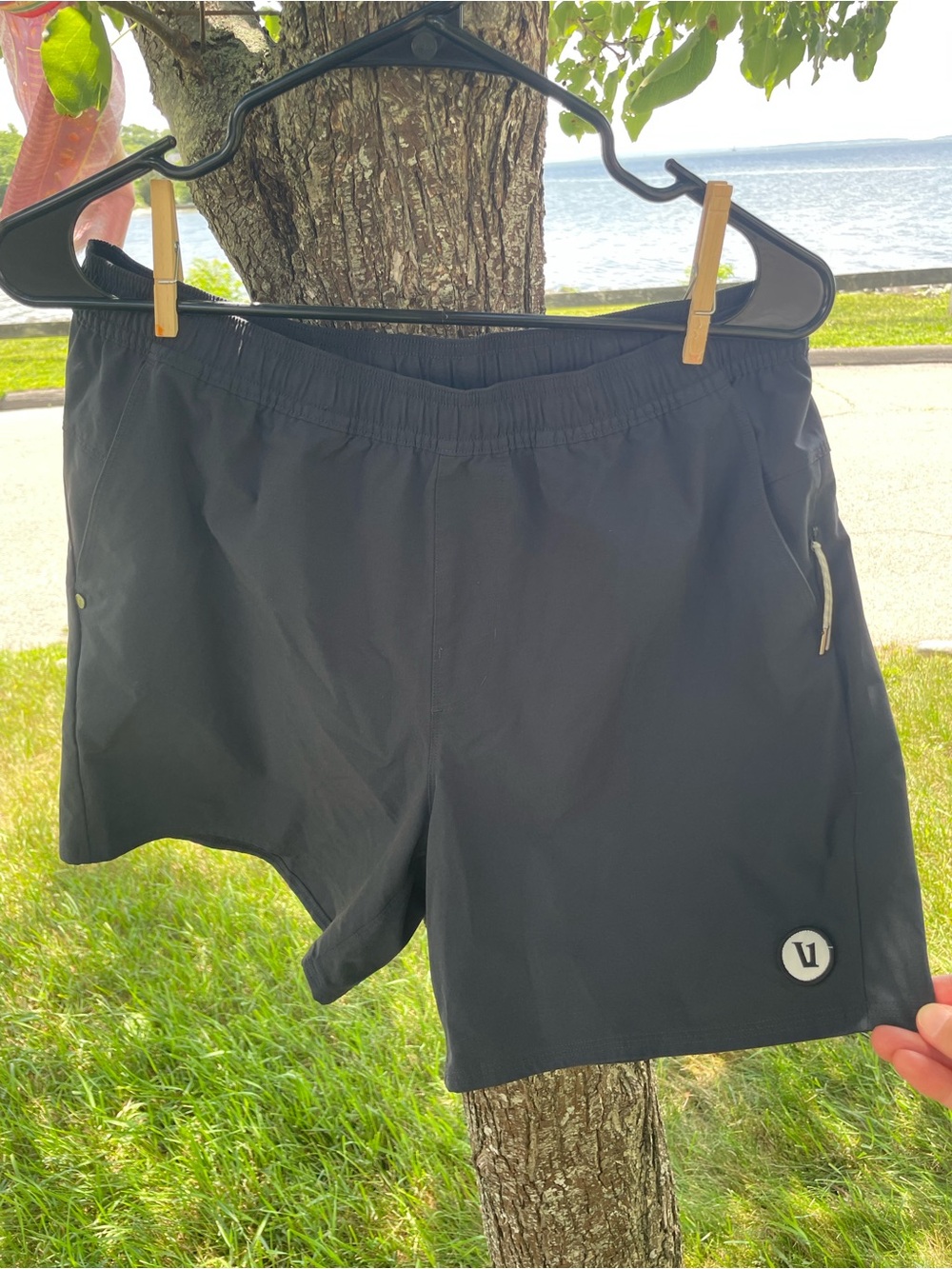 Vuori blue men’s volley short unlined 5 1/2” inseam